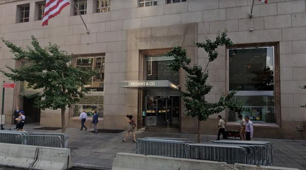 Tranzacţie de lux. Louis Vuitton cumpără Tiffany cu 16 miliarde de dolari