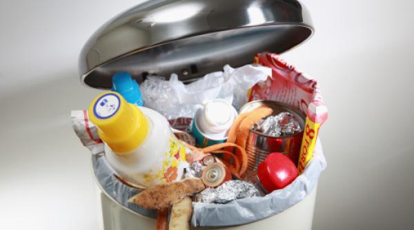 România aruncă 6.000 de tone de alimente zilnic