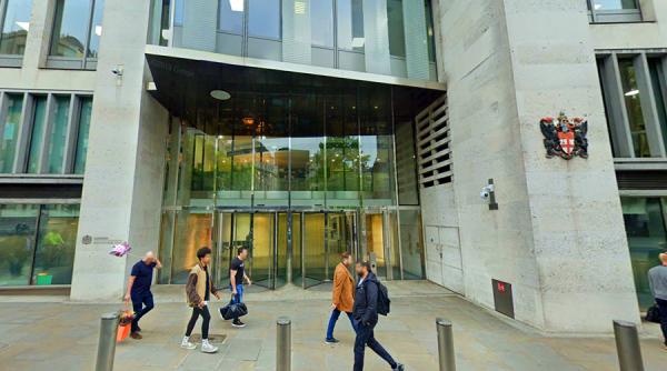 Bursa de la Londra face o achiziție de 27 miliarde de dolari