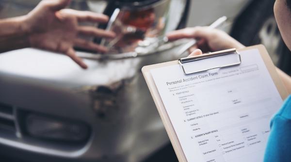 Transportatorii acuză: Euroins a încălcat legea RCA