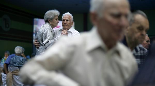 Nouă prevedere. Gratuități pentru asociațiile de pensionari