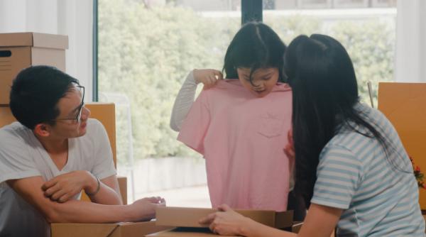 H&M închiriază haine chinezilor! Ce teste vor să facă