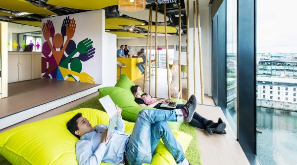 Ultima modă în Silicon Valley. Cum muncesc angajații