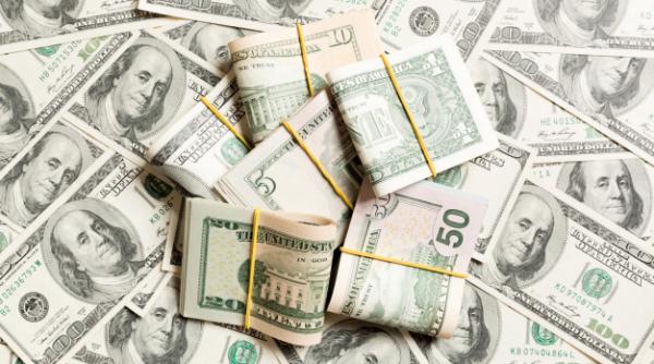 Rusia se împrumută de la China. AIIB oferă milioane de dolari rușilor