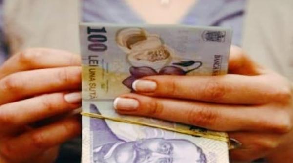 Soarta salariilor pentru studii superioare decise de Guvern