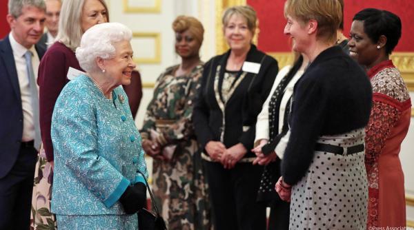 Regina Elisabeta a II-a în extaz! Și-a dat binecuvântarea
