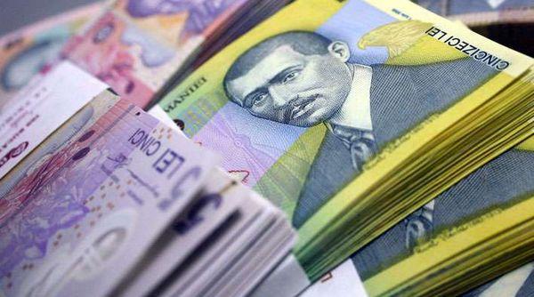 Finanțele împrumută 4,4 miliarde de lei