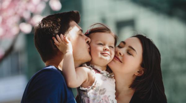 Concediile și indemnizațiile părinților 2020. Noi drepturi