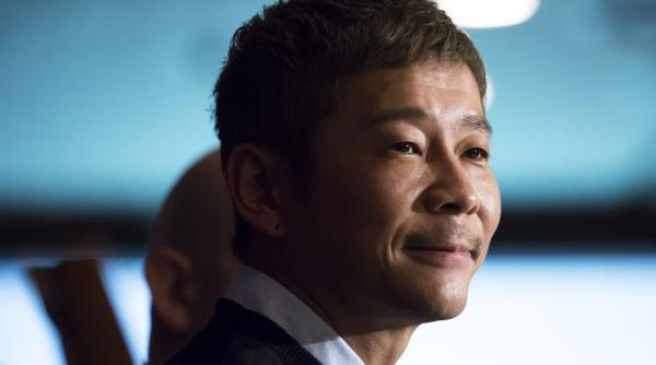 Miliardar japonez vrea să plece pe lună, caută parteneră să-l urmeze 