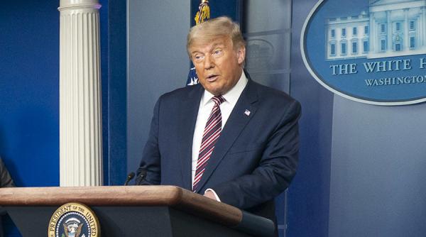 Trump anunţă că vor fi adăugate alte 'câteva ţări' pe lista statelor vizate de restricţii