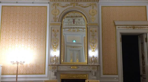 Fostul premier rus va avea biroul într-un palat. Cum arată FOTO