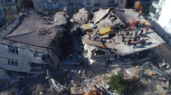 Cutremur în Turcia. Bilanțul a crescut la 31 de morți