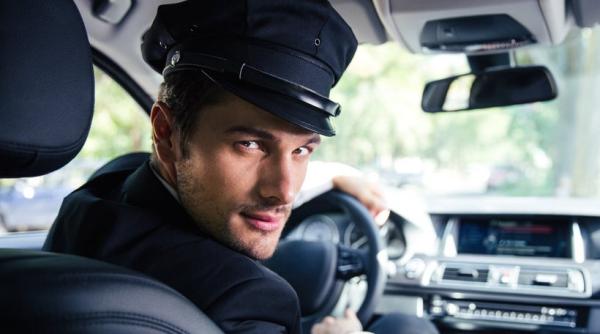 Reguli noi pentru firmele de taxi. Ce obligații vor avea șoferii
