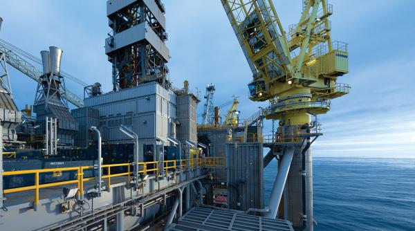 Exxon Mobila a încheiat anul 2019 în scădere cu 31%. Vezi ce profit