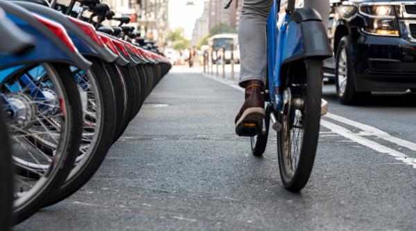 Tichete în valoare de 1.500 de lei pentru biciclete. Cine beneficiază