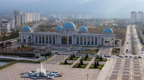 Turkmenistanul construiește un oraș nou. Va cheltui miliarde de dolari