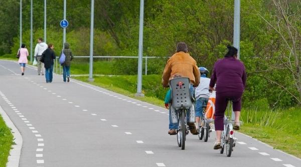 Codul rutier. Se pregătesc noi modificări. Discuții în Parlament