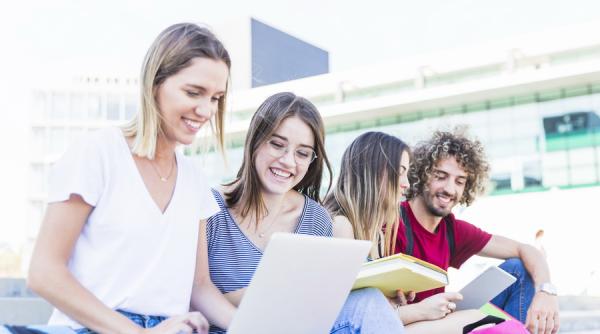 Noi locuri de muncă, încadrate în condiții deosebite