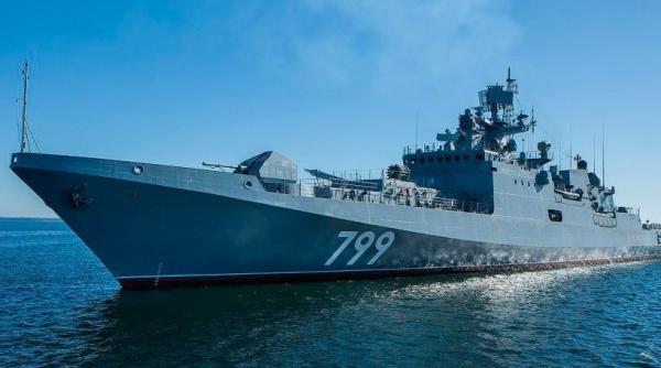 Rusia trimite nave de război cu rachete Kalibr în Mediterana