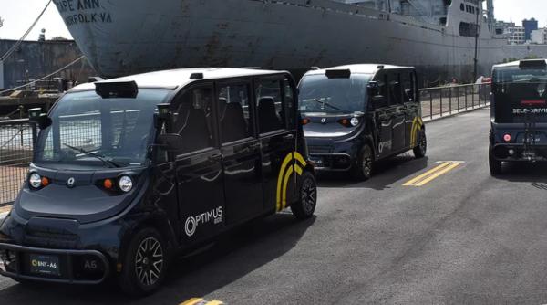 Taxiurile fără șofer sunt deja pe străzi. Cât costă o cursă (VIDEO)