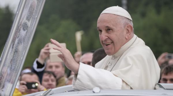 Papa Francisc, testat pentru infecția cu noul coronavirus