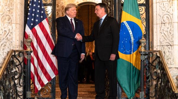 Președintele Braziliei, testat pozitiv la Covid-19, după ce s-a întânit cu Donald Trump