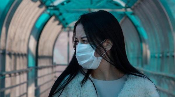 Britanicii au descoperit un nou simptom al bolii provocată de covid-19