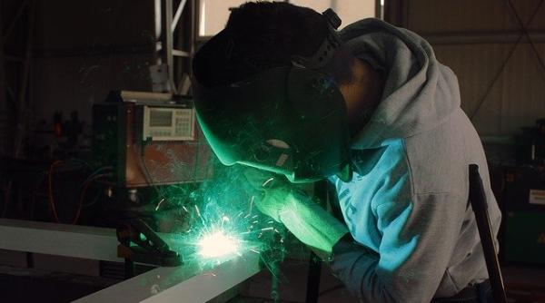 Putem vorbi despre un efect de domino. Pericol pentru firme