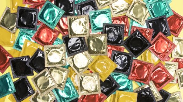 Cum a ajuns Covid-19 să provoace o criză în industria prezervativelor