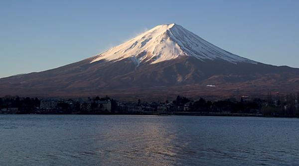 Orice erupție a Muntelui Fuji poate paraliza Tokyo în decurs de 3 ore
