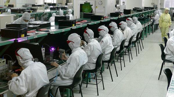 Foxconn, asigurări: lansarea iPhone 5G va avea loc în toamnă