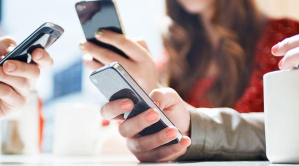 Polonia lucrează la o aplicație de smartphone care o să stopeze pandemia