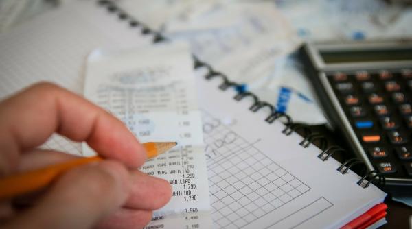 Pensiile speciale vor fi impozitate cu până la 90%