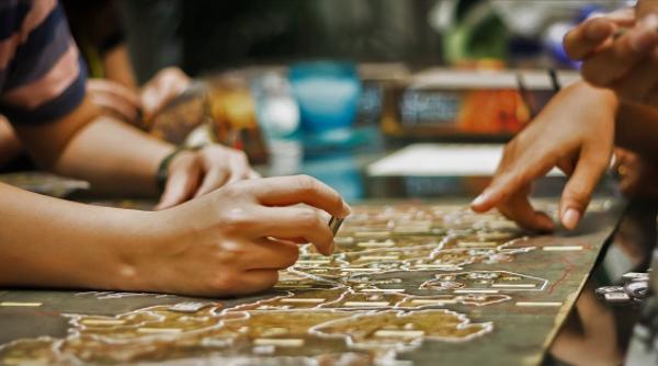 Marea Criză din anii 30 i-a obligat pe oameni să stea în casă. Cum se distrau