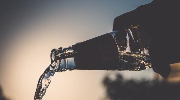 Soluții de criză! Votcă în loc de dezinfectant în spitalele din Japonia