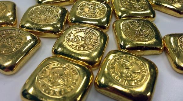 Piața metalelor prețioase. Ce se întâmplă cu prețul aurului