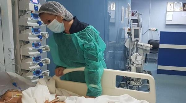 Stimulent de 2500 de lei pentru oricine lucrează într-un spital covid-19