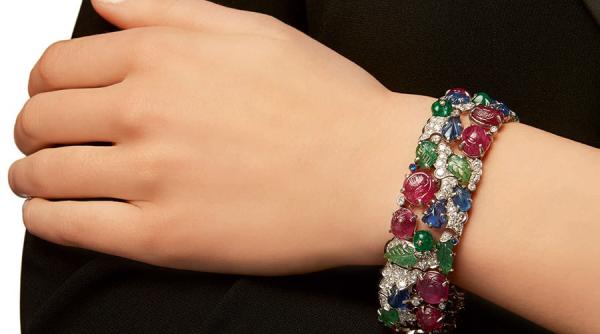 Brățara "Tutti-Frutti" vândută cu peste 1 milion de dolari