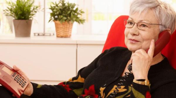 CEC Bank sare în ajutorul pensionarilor. O soluție binevenită