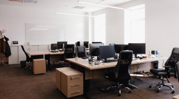 Stare de alertă. Condiții pentru reluarea activității în companii