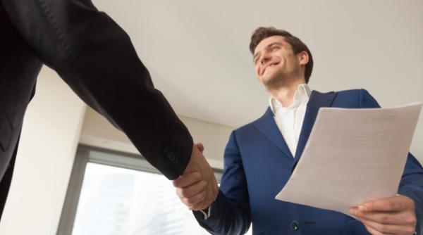 Sute de cereri pentru negocierile cu băncile, la CSALB