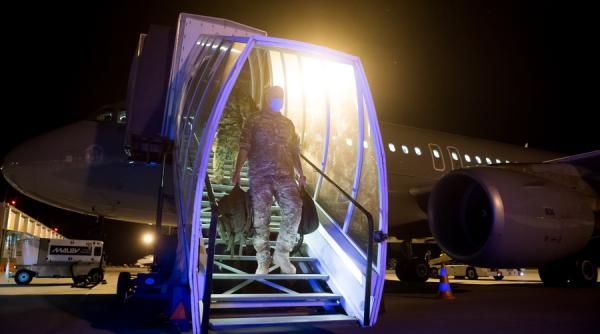 Ungaria introduce serviciul militar voluntar pentru șomeri