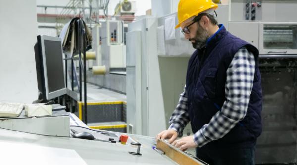 Stare de alertă. Reguli noi pentru angajați