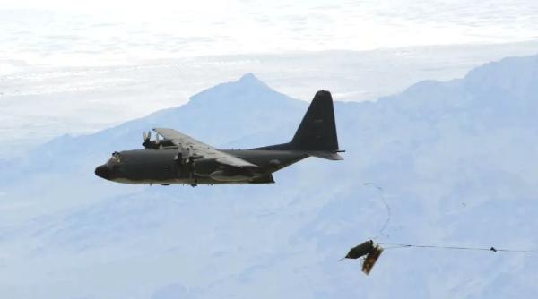 Invenție. Americanii învață să BOMBARDEZE altfel   VIDEO