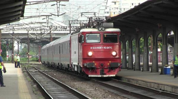 CFR repune în circulație mai multe trenuri. Condiții de călătorie