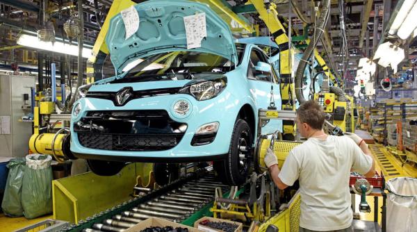 Renault, concedieri masive pe plan global