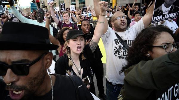 SUA, Minneapolis. Moartea lui George Floyd. Polițistul, arestat 