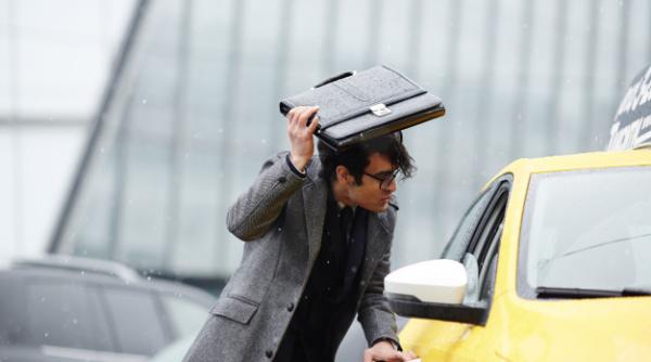 Avertizare nowcasting de fenomene periculoase în București