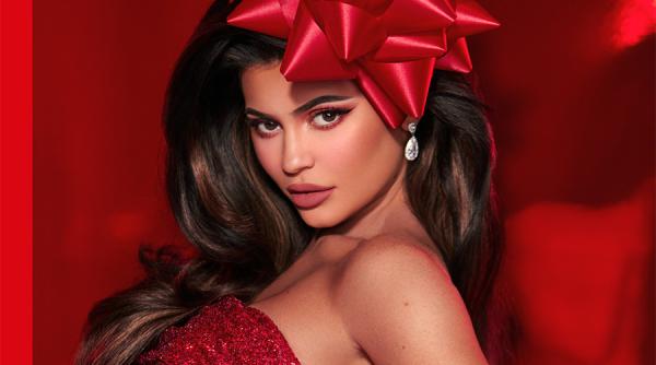 De ce Forbes retrage titlul de miliardar lui Kylie Jenner