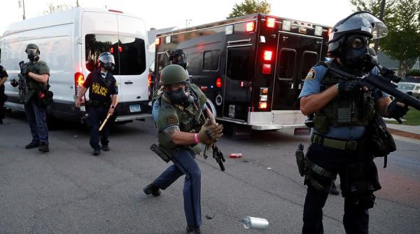 Violențe în SUA. Stare de asediu la Washington